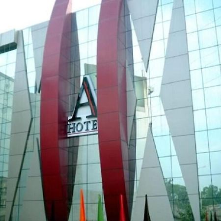 Hotel A1 Jalandhar Exterior foto